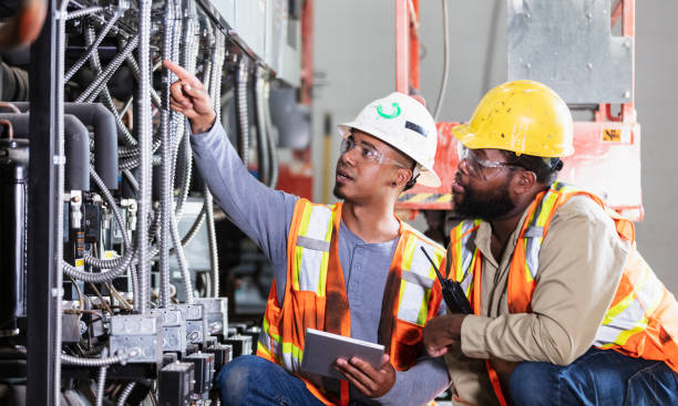Best Local Electrician Companies  in Gold Beach, OR